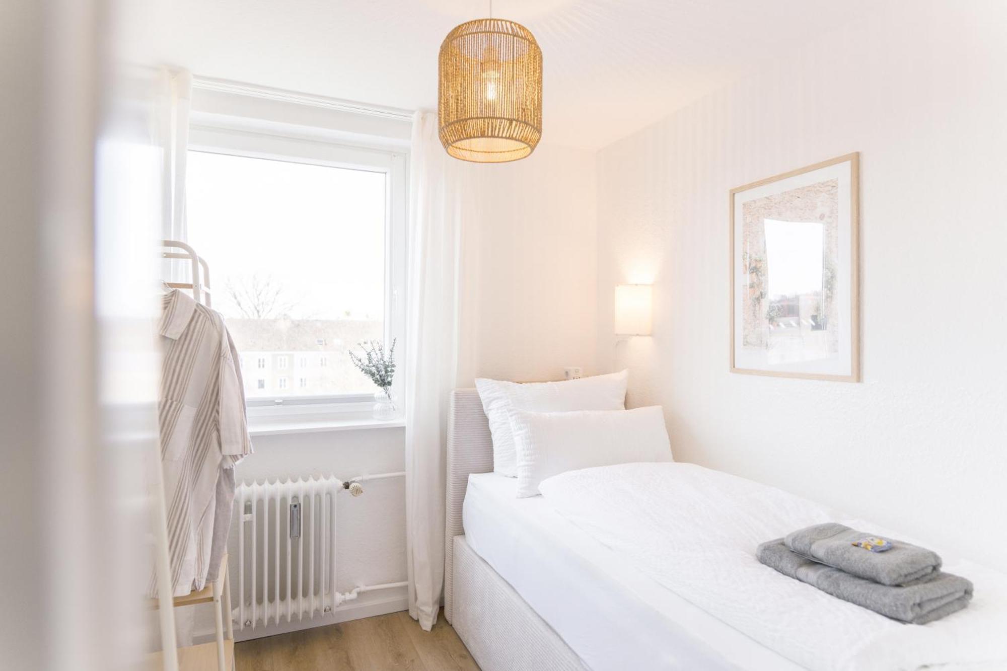 Wolfsburg Innenstadt - Happyhome - Direkt In Der Porschestrasse, 5 Personen & Kind, 3 Zimmer Exteriör bild