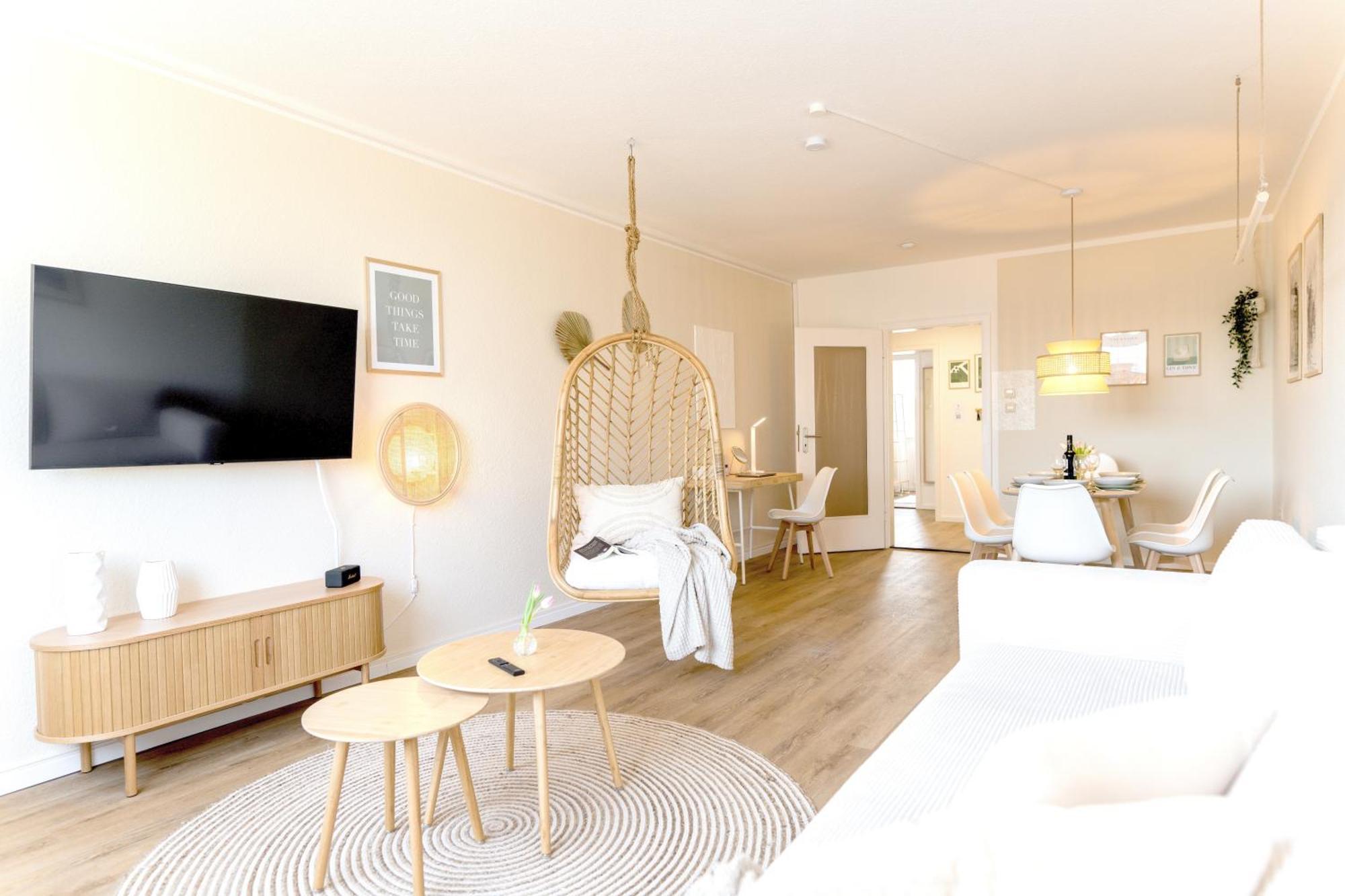 Wolfsburg Innenstadt - Happyhome - Direkt In Der Porschestrasse, 5 Personen & Kind, 3 Zimmer Exteriör bild