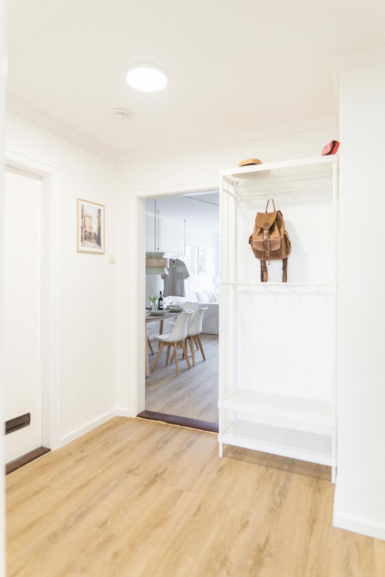 Wolfsburg Innenstadt - Happyhome - Direkt In Der Porschestrasse, 5 Personen & Kind, 3 Zimmer Exteriör bild