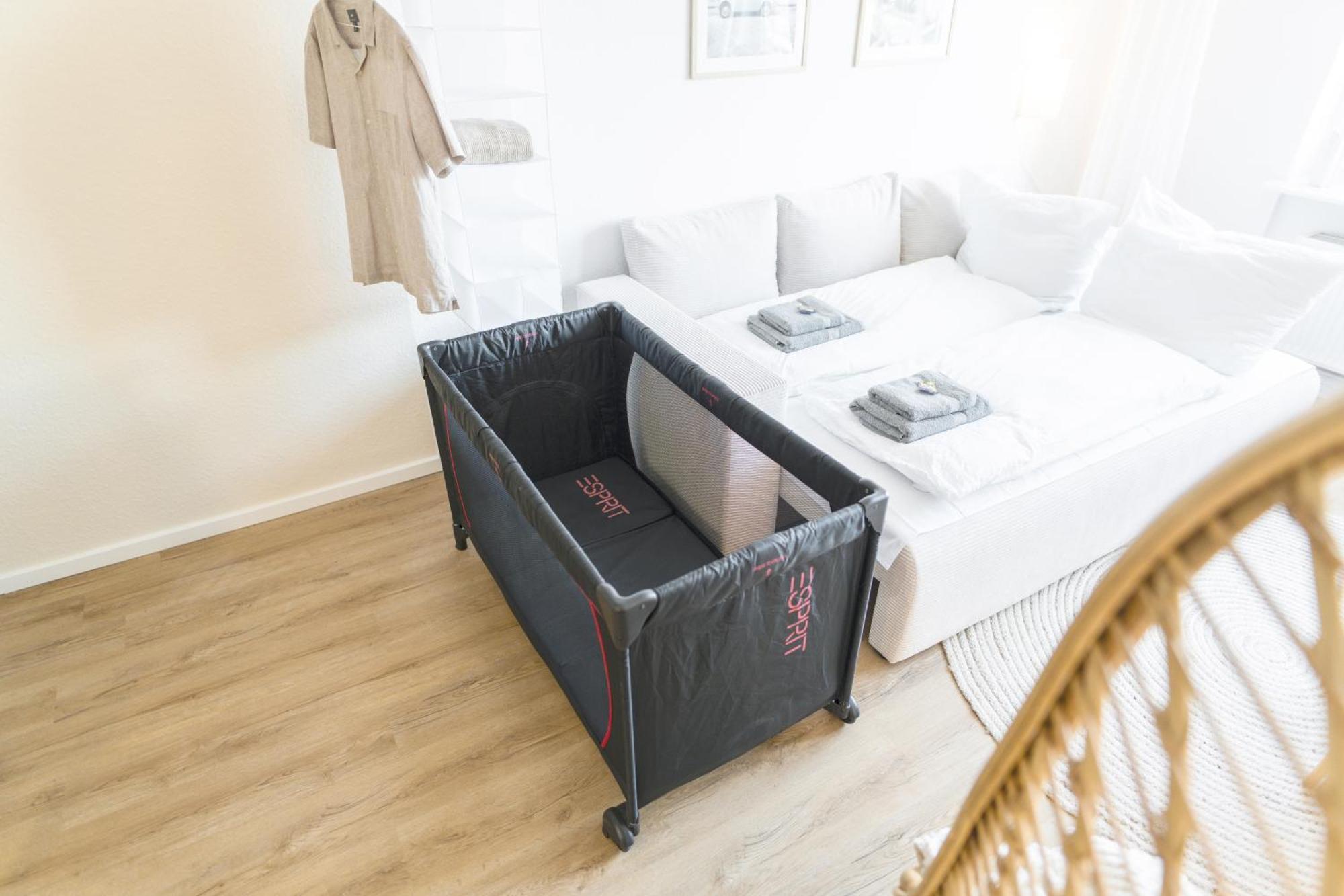 Wolfsburg Innenstadt - Happyhome - Direkt In Der Porschestrasse, 5 Personen & Kind, 3 Zimmer Exteriör bild